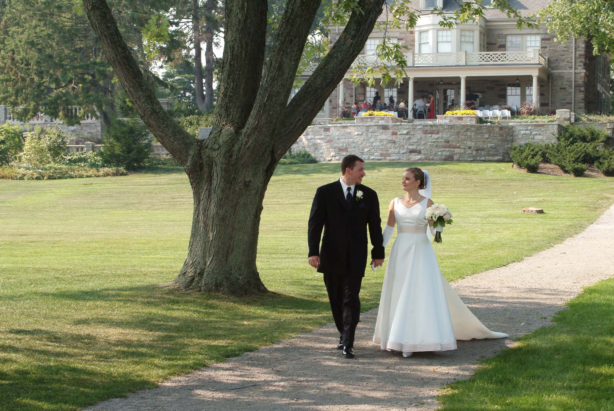 Bride and Groom | Toronto Wedding Photographer | Maya Kovacheva