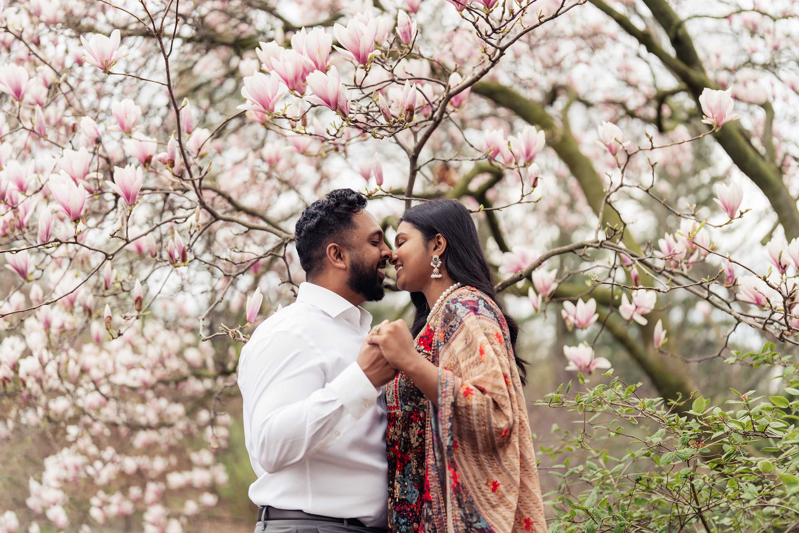 Engagement Photo Session | High Park, Toronto | Maya Kovacheva